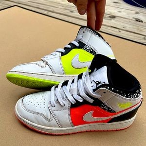 Kids Jordan 1 Mid 4.5 Nike